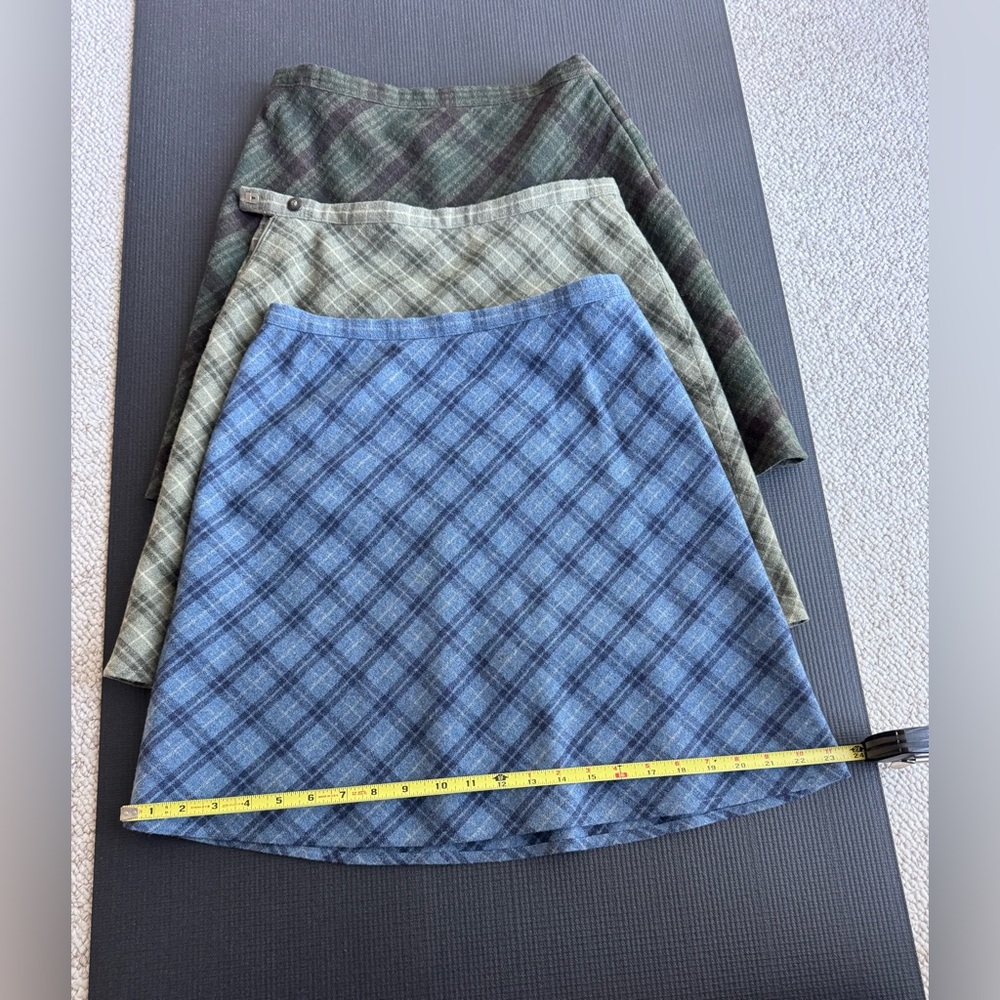 Abercrombie & Fitch A-line skirts, set of three, size 4 - Picture 3 of 13